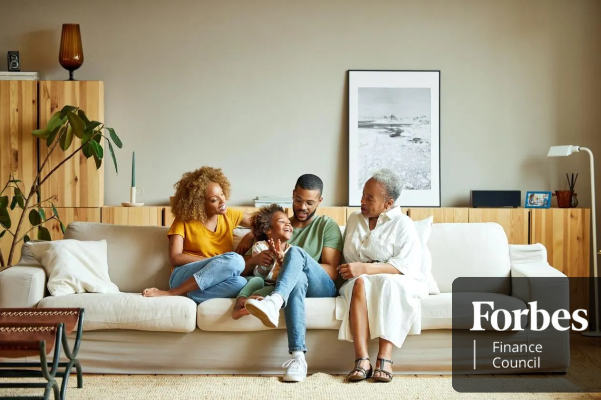 The Hidden Psychology Of Passing Down Wealth: Navigating Emotional Challenges Across Generations